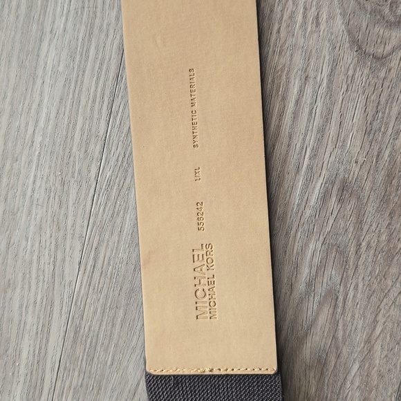 NWT Michael Kors  MK Logo Women Belt - Picture 5 of 6